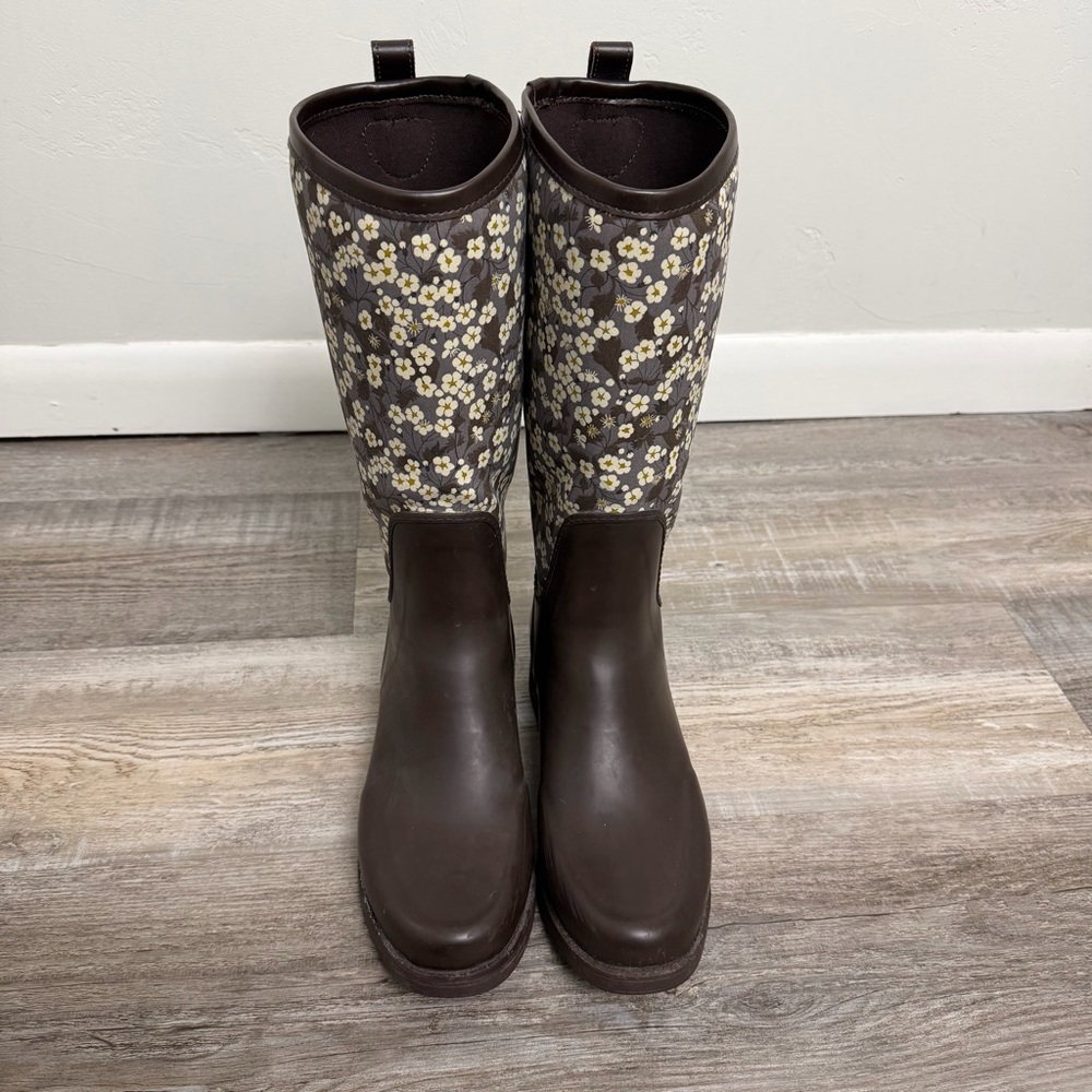 UGG Reignfall Liberty Tall Rain Boots, Floral Pattern-size 8 like NEW🔥 - Picture 10 of 11
